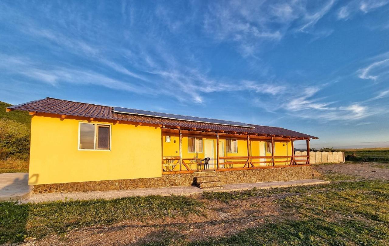 Cabana Varad Coronini Moldova Veche Екстер'єр фото