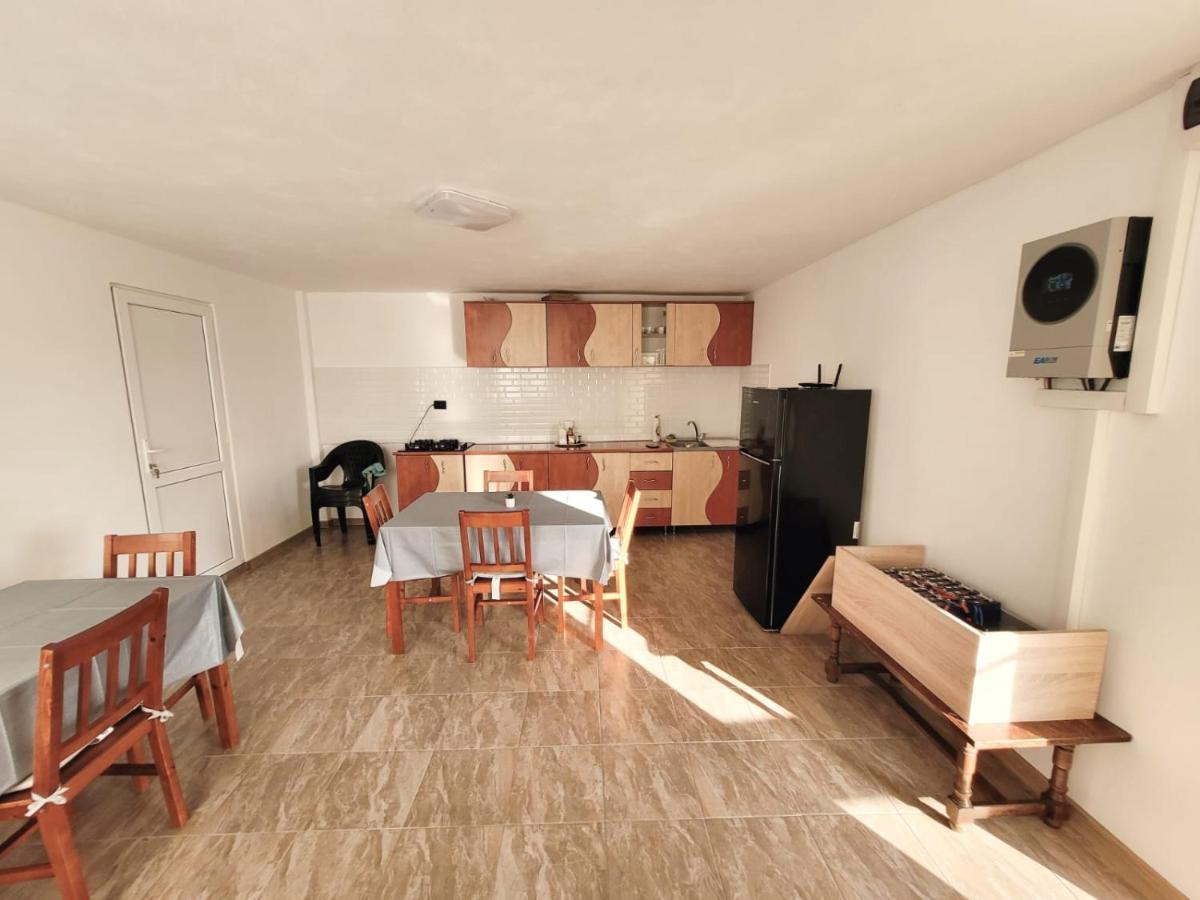 Cabana Varad Coronini Moldova Veche Екстер'єр фото